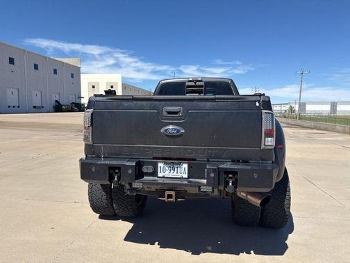 White Platinum Clearcoat Metallic 2016 Ford F-450 Lariat