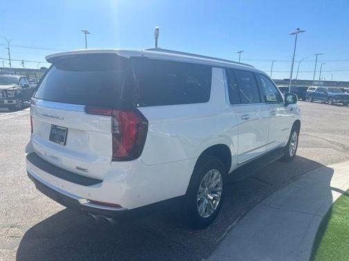 Summit White 2025 GMC Yukon XL Denali