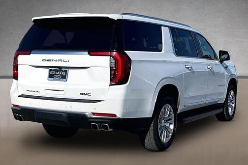 Summit White 2025 GMC Yukon XL Denali