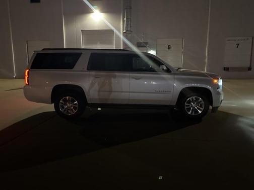 2016 Chevrolet Suburban LT