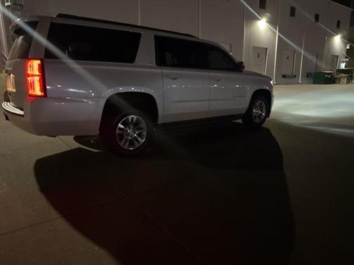 2016 Chevrolet Suburban LT
