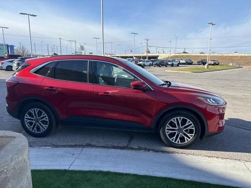 2021 Ford Escape SEL