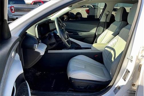 2023 Hyundai ELANTRA HEV Limited