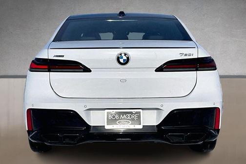 2023 BMW 760 760i xDrive