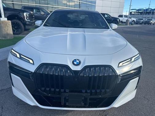 2023 BMW 760 760i xDrive