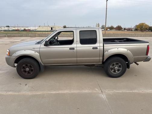 2004 Nissan Frontier XE-V6 Crew Cab