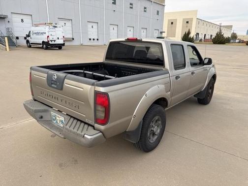 2004 Nissan Frontier XE-V6 Crew Cab