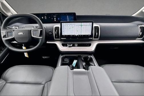 Agate Black Metallic 2026 Ford Expedition Active