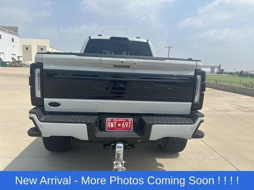 Avalanche 2025 Ford F-250 Platinum