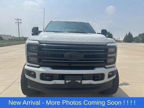Avalanche 2025 Ford F-250 Platinum