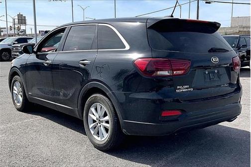 2020 Kia Sorento LX