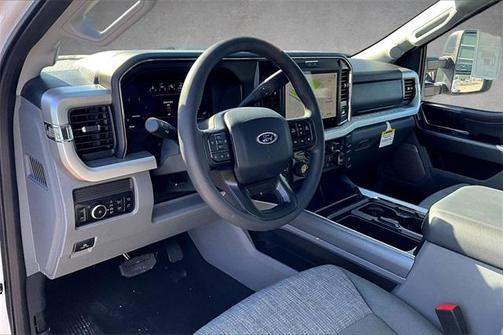 2025 Ford F-250 XLT