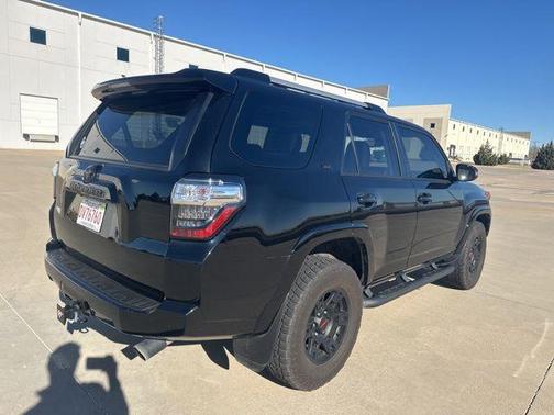 Midnight Black Metallic 2024 Toyota 4Runner SR5 Premium