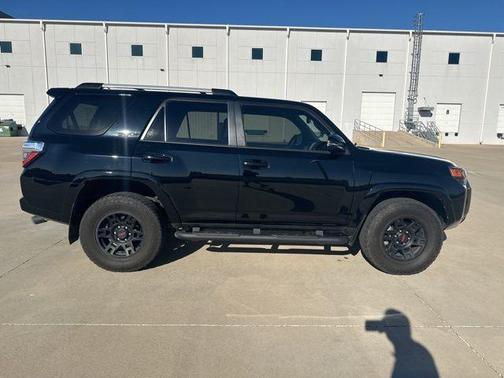 Midnight Black Metallic 2024 Toyota 4Runner SR5 Premium