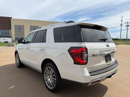 Oxford White 2024 Ford Expedition Limited