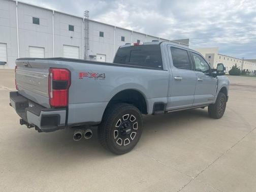 Glacier Gray Metallic 2024 Ford F-250 Platinum