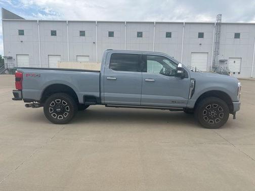 Glacier Gray Metallic 2024 Ford F-250 Platinum