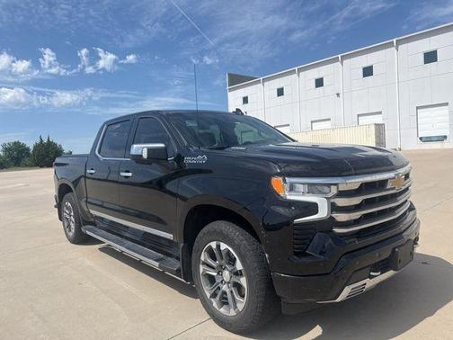 Black 2023 Chevrolet Silverado 1500 High Country