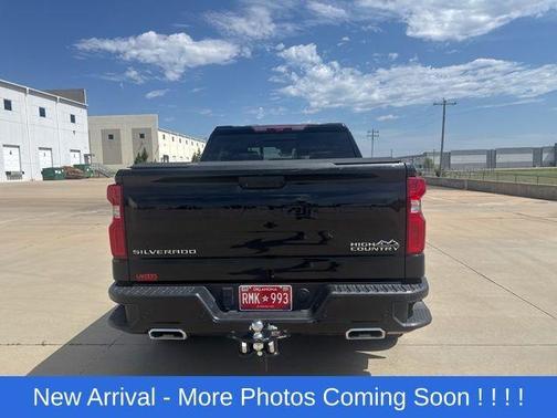Black 2023 Chevrolet Silverado 1500 High Country