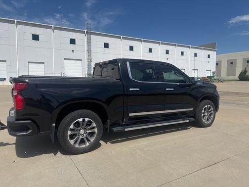 Black 2023 Chevrolet Silverado 1500 High Country