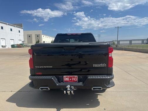 Black 2023 Chevrolet Silverado 1500 High Country