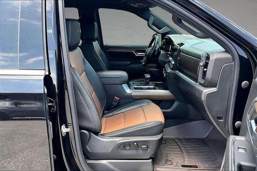 Black 2023 Chevrolet Silverado 1500 High Country