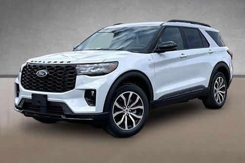 Star White 2026 Ford Explorer ST-Line