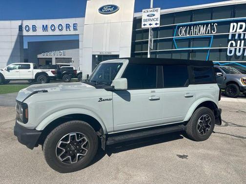 Cactus Green / Gray 2023 Ford Bronco Outer Banks