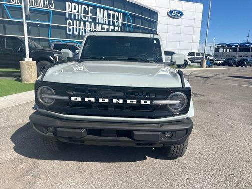 Cactus Green / Gray 2023 Ford Bronco Outer Banks