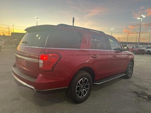 2022 Ford Expedition XLT