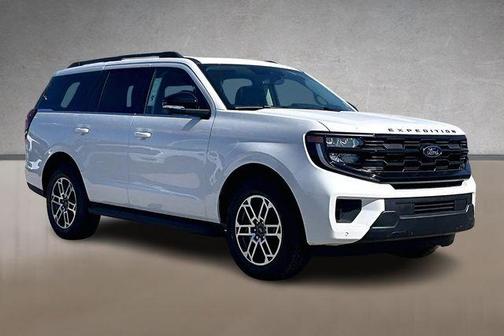 Star White 2026 Ford Expedition Active
