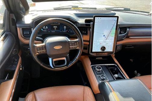 2022 Ford Expedition Max Platinum