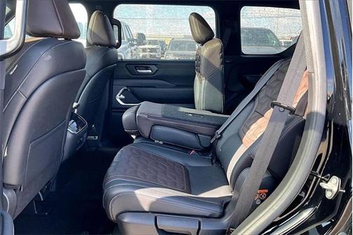 2025 Nissan Armada PLRES