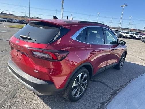 2025 Ford Escape Platinum