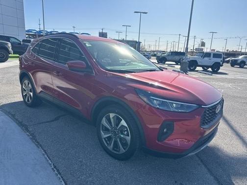 2025 Ford Escape Platinum