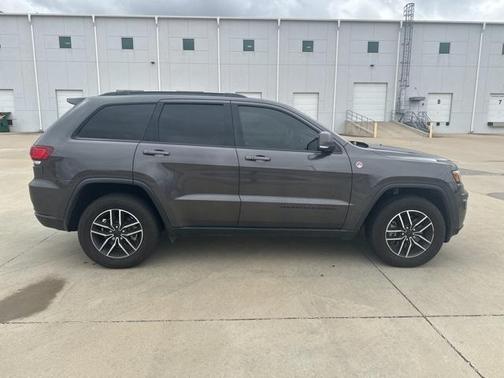 2020 Jeep Grand Cherokee Trailhawk