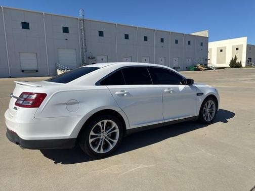 2014 Ford Taurus SHO