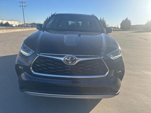 2020 Toyota Highlander Platinum