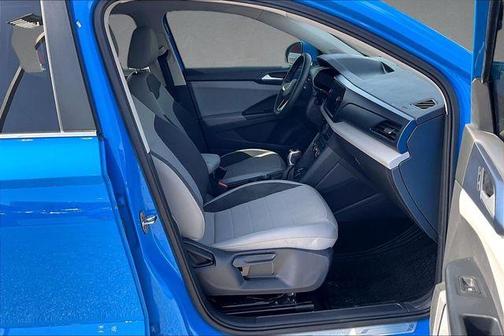 Cornflower Blue 2022 Volkswagen Taos 1.5T SE