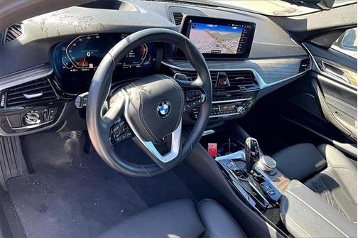 2023 BMW 540 i