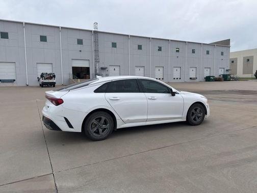 Glacial White Pearl 2023 Kia K5 LXS