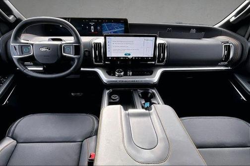 Agate Black Metallic 2026 Ford Expedition Tremor