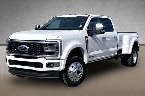 Star White 2026 Ford F-450 Platinum