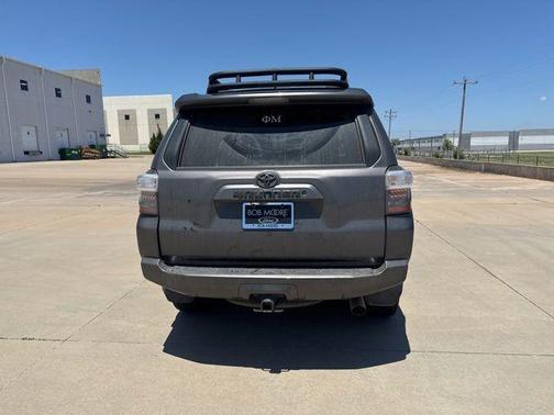 Magnetic Gray Metallic 2018 Toyota 4Runner SR5 Premium