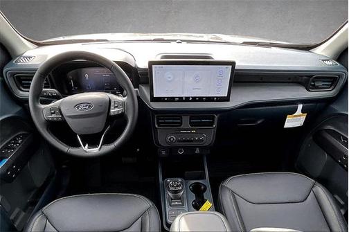 2025 Ford Maverick Lobo Standard