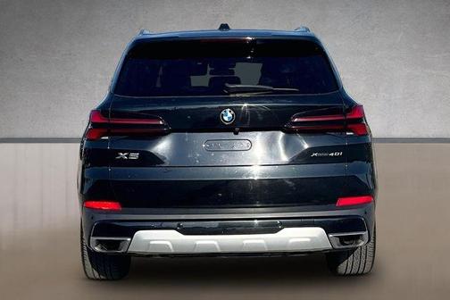 Black Sapphire Metallic 2024 BMW X5 xDrive40i