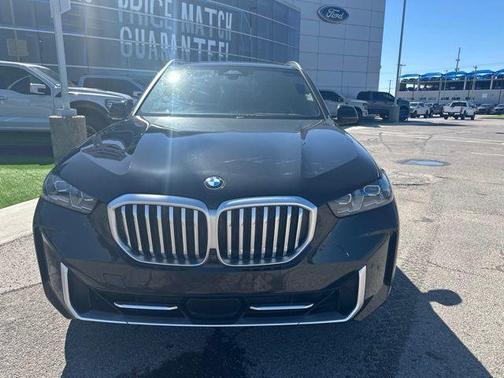 Black Sapphire Metallic 2024 BMW X5 xDrive40i