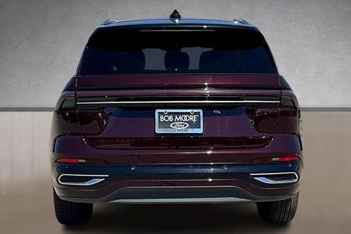 2025 Lincoln Nautilus Reserve