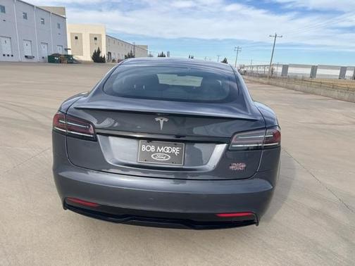2022 Tesla Model S Plaid
