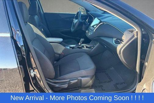 Mosaic Black Metallic 2020 Chevrolet Malibu LT